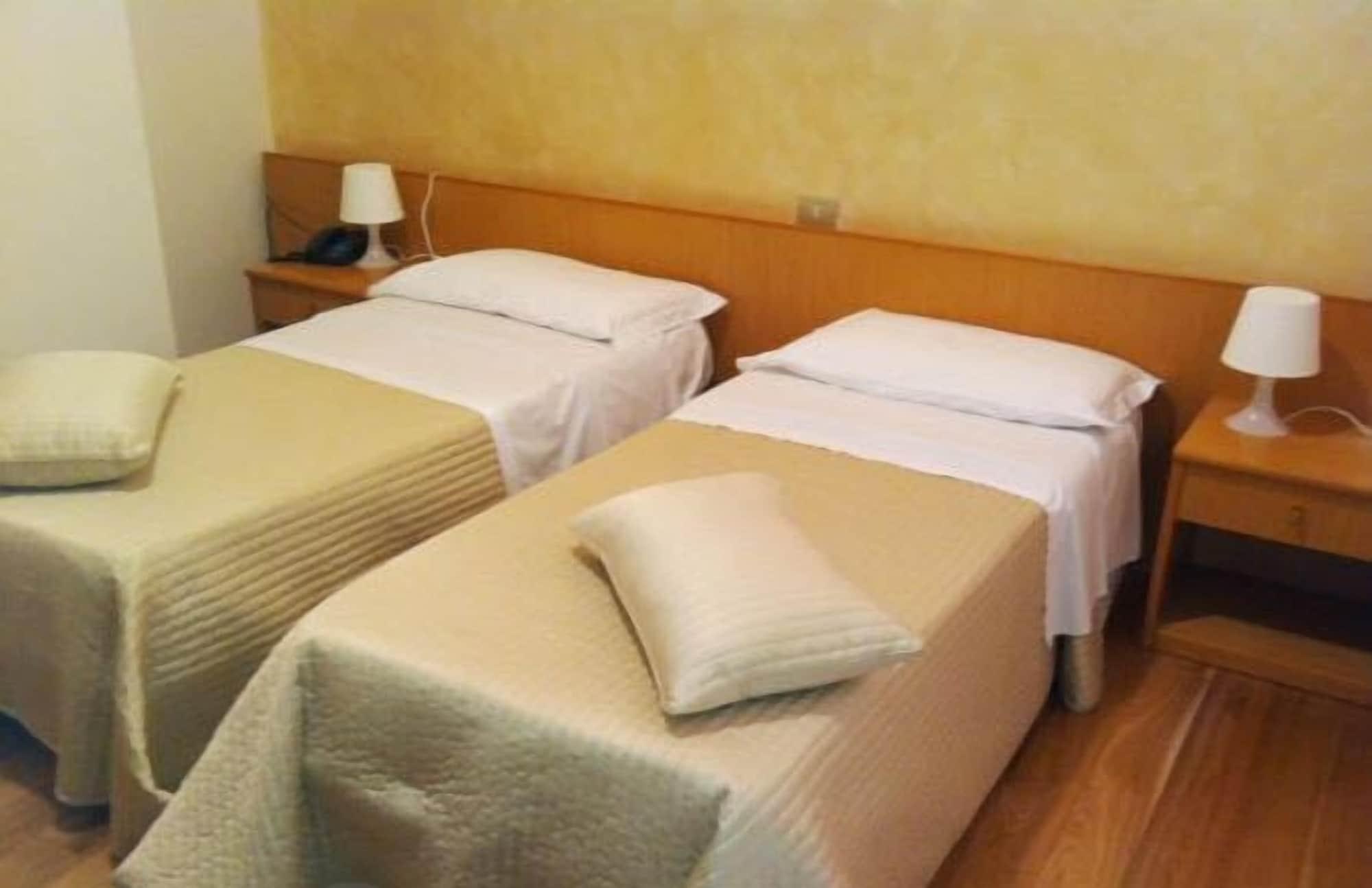 Hotel Del Viale Agrigento Esterno foto